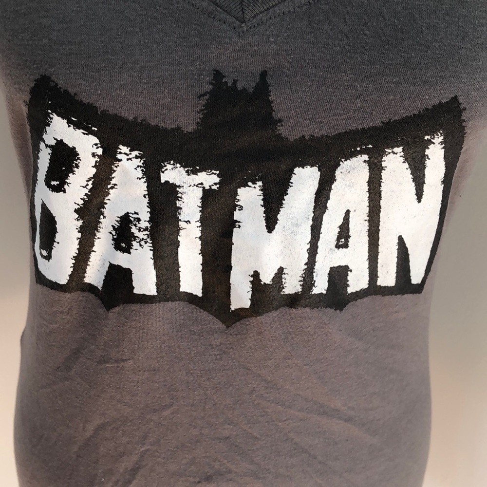 Women’s BATMAN top. - Picture 3 of 6